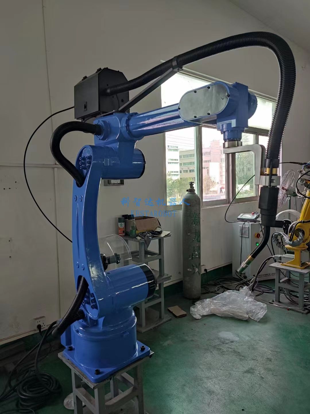 六軸機器人批量生產中(圖3) 六軸機器人批量生產中(圖3)