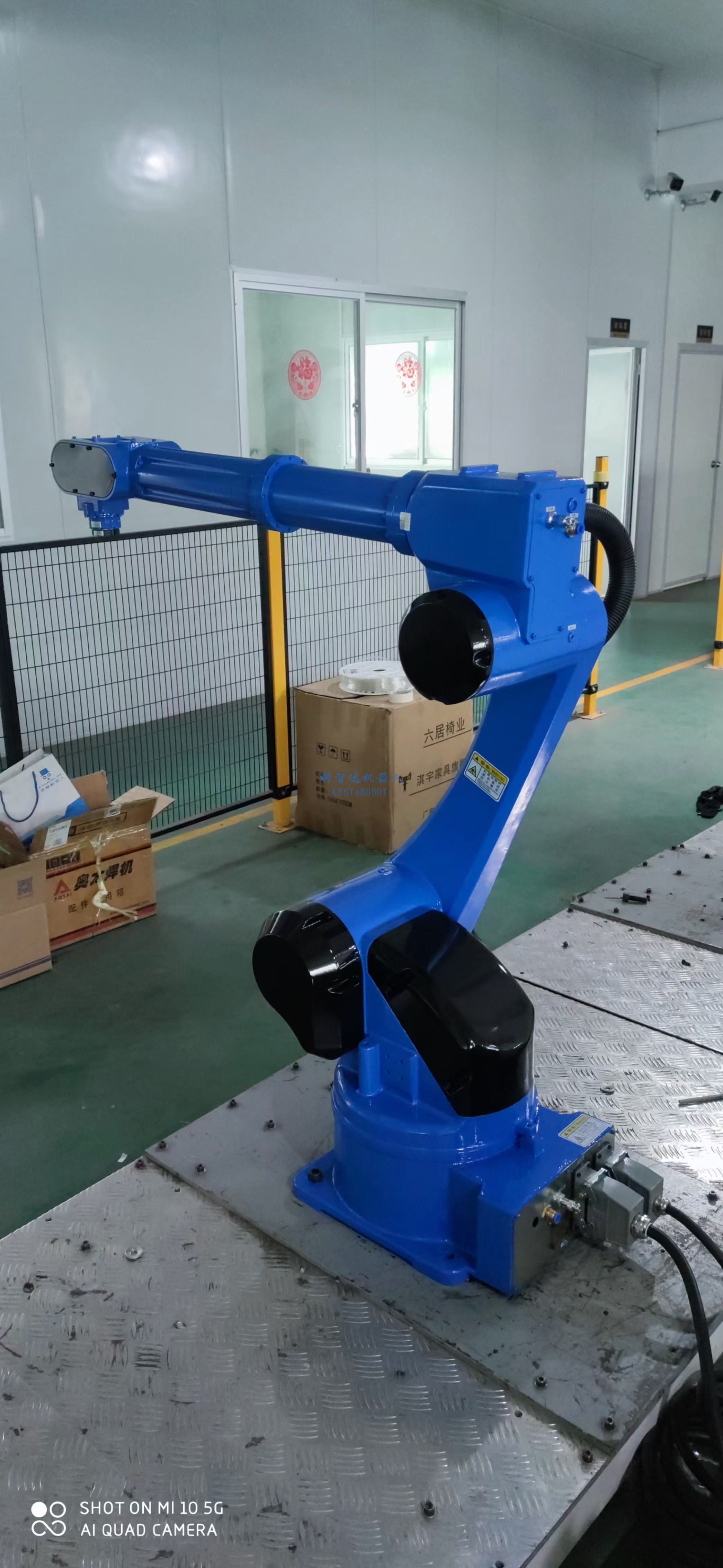 六軸機器人批量生產中(圖12) 六軸機器人批量生產中(圖12)